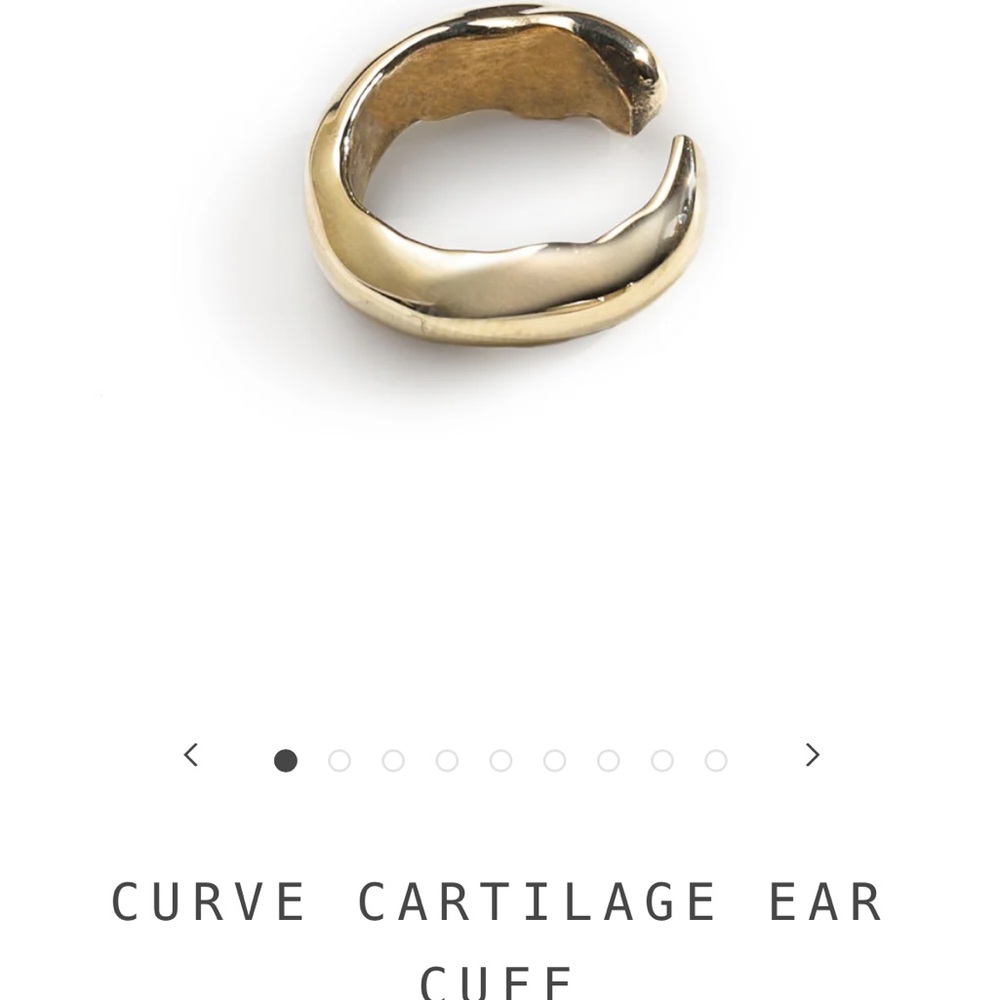 Gold Curve Cartilage Ear Cuff